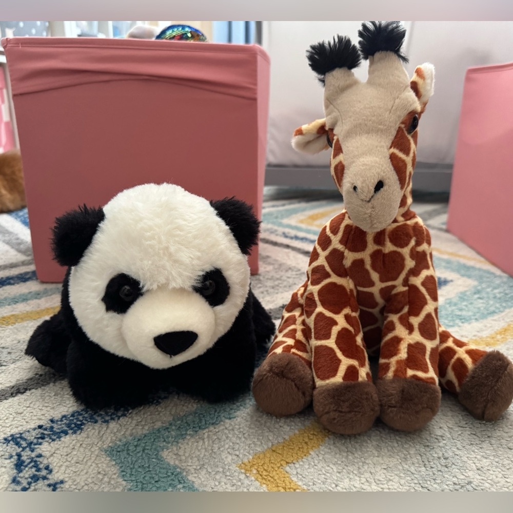 Wild Republic Panda and Giraffe stuffy bundle